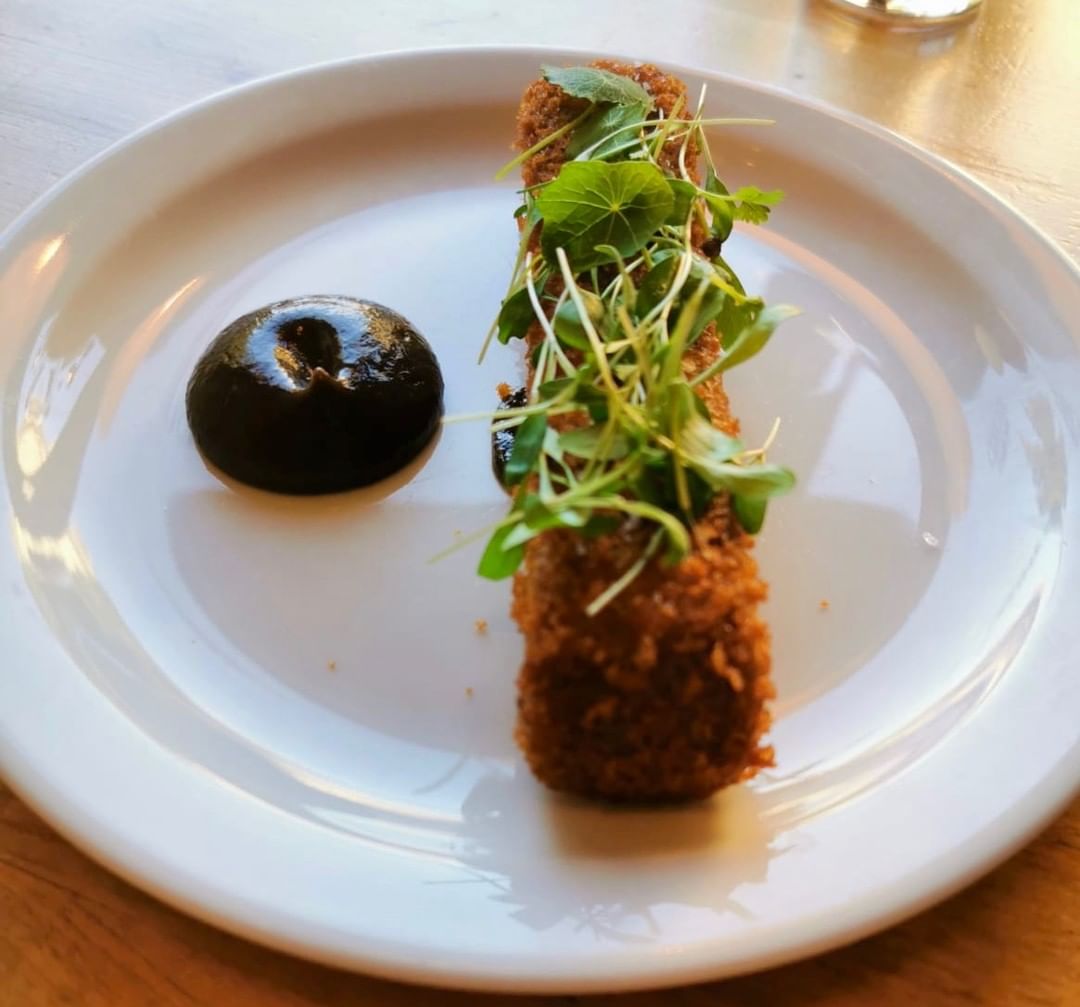 Going on our small plates menu this week is this gorgeous confit duck leg fritter with pickled walnut ketchup. Get in my belly!