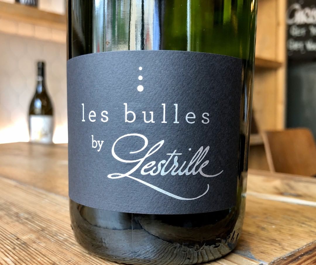 If you missed our Bordeaux night, worry not as we have a reminder in the shape of these delicious bubbles. A rare crémant made from Semillon, Muscadelle and Sauv Blanc. A whirlwind of white flowers and tropical fruits. Festive pop par excellence. Only at Walcot while stocks last.