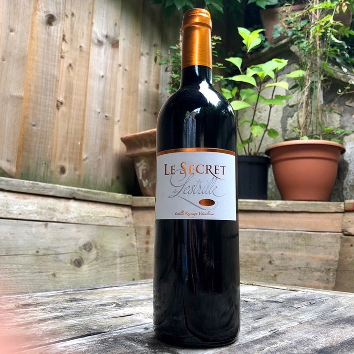 The Secret is out. This is the top cuvée from Estelle Roumage who will be hosting a dinner for us on 13th November. A big, punchy and ripe 2012 Merlot from Entre-Deux-Mers. Check out our events page for info.