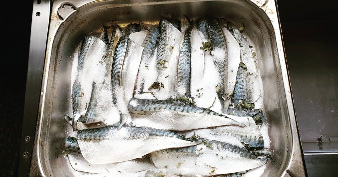 Beautiful Mackerel curing in sugar and kaffir lime leaf for the menu at Walcot Walcot Street 
@bath.bites
@bathrestaurants
#corkagebath #freshisbest